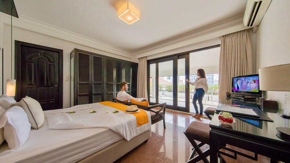 White Mansion 白色公馆 Phnom Penh Exterior foto